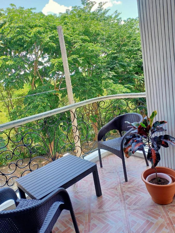 El Castillo Bed And Breakfast Angono 外观 照片