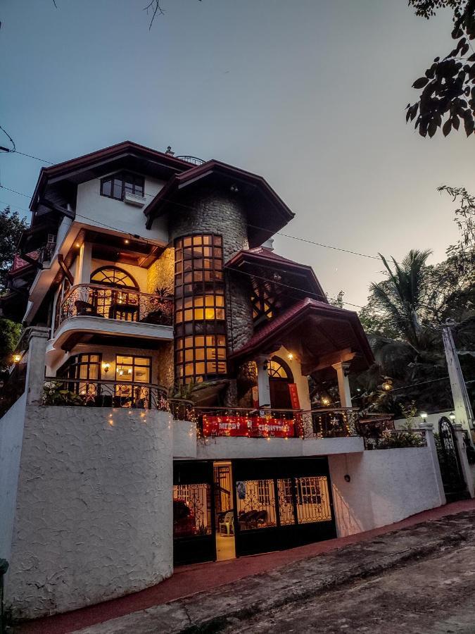 El Castillo Bed And Breakfast Angono 外观 照片