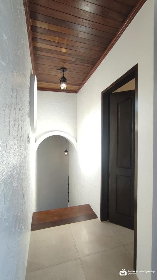 El Castillo Bed And Breakfast Angono 外观 照片