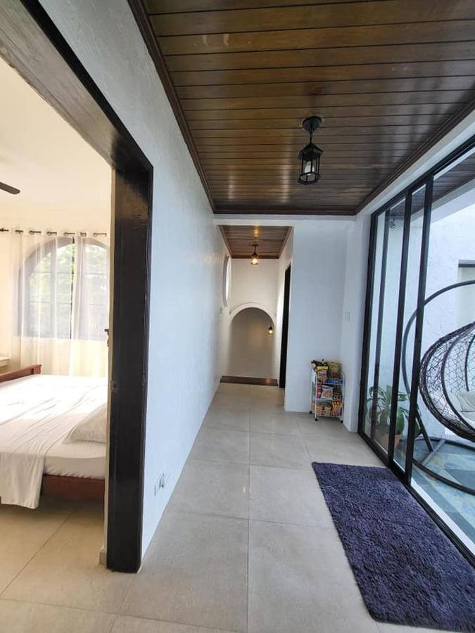 El Castillo Bed And Breakfast Angono 外观 照片